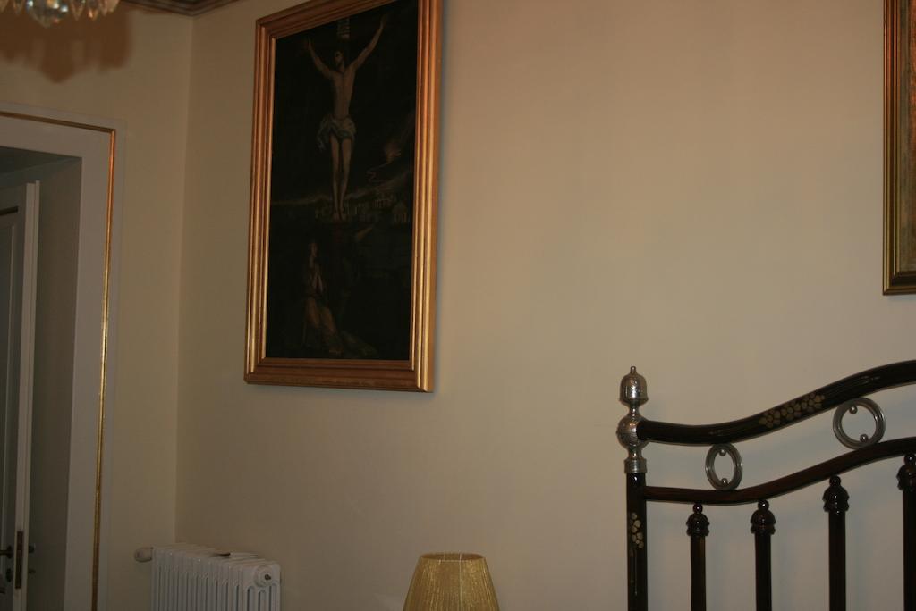 Palazzo Franza Musaro أُجينتو الغرفة الصورة